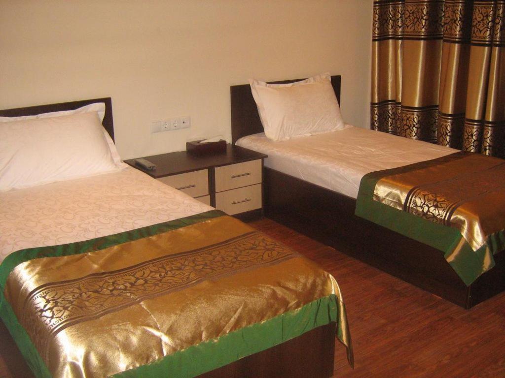 אלמטי Kausar Hotel חדר תמונה