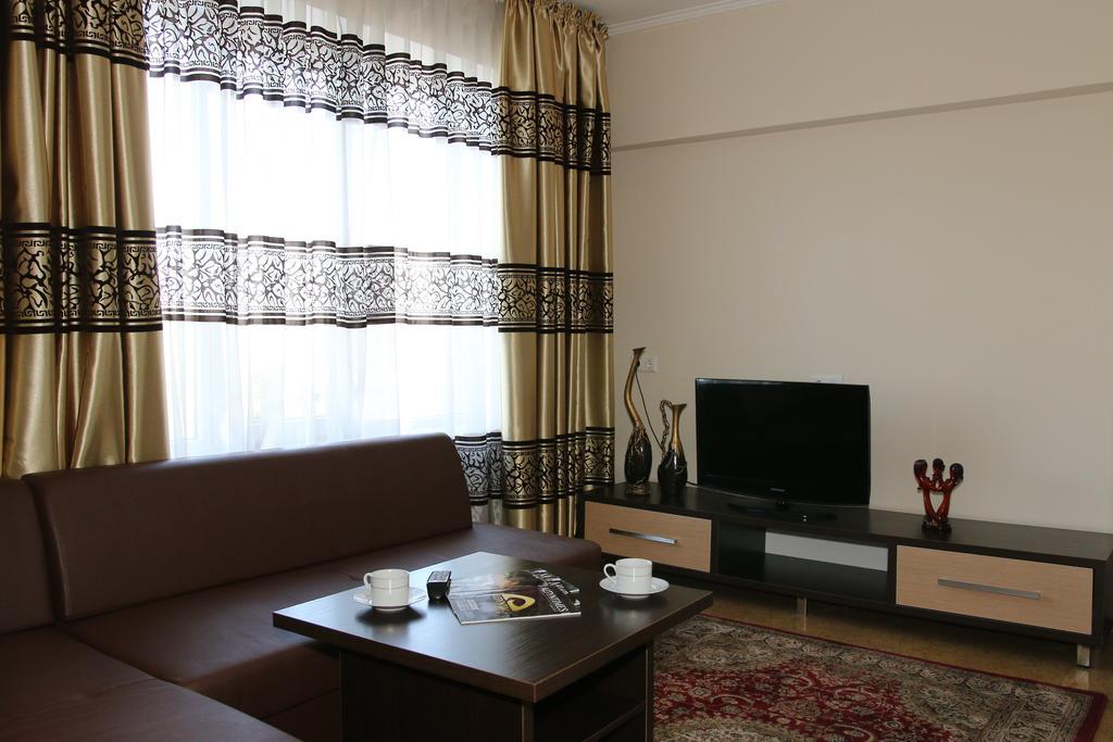 אלמטי Kausar Hotel חדר תמונה